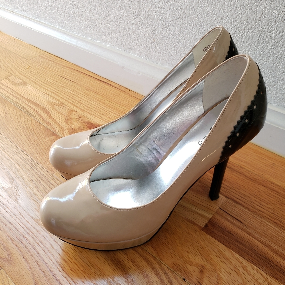 Candies Platform Heels in Size 9 Black and Nude